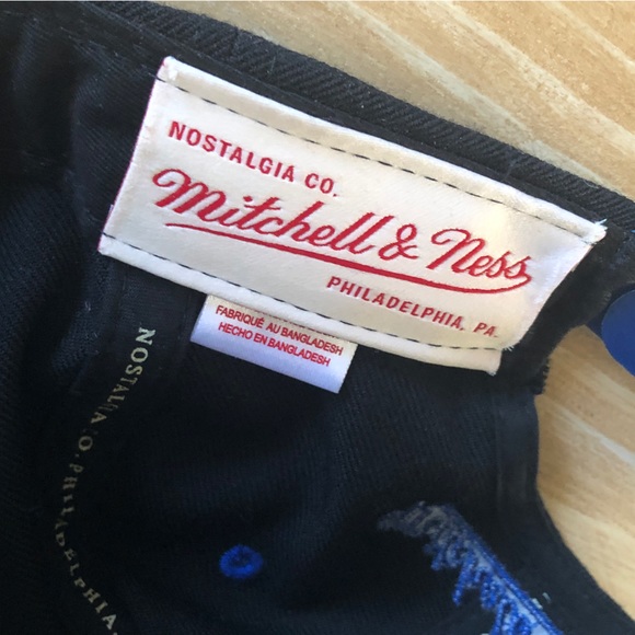 Mitchell & Ness Golden State Warriors Black/Blue Snapback Hat - Embroidered Bill - Picture 7 of 12